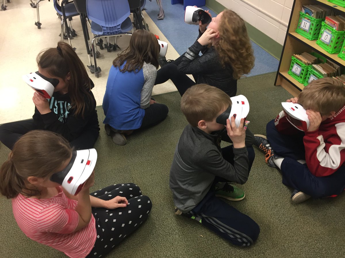 OrchardLaneSDNB's tweet photo. 4th grade students used VR glasses for their historical fiction unit.  This technology helped build background knowledge, a visual understanding, and excitement!  @SDNBSchools #OLstars https://t.co/OF7N6LDmox