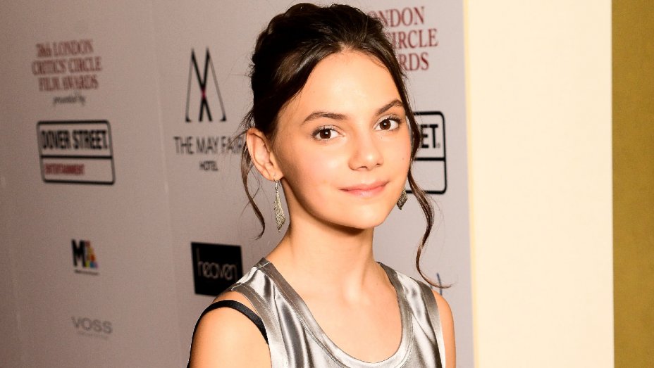 THR's tweet photo. 'Logan' breakout @DafneKeen to star in 'His Dark Materials' TV adaptation https://t.co/yPvA1Jyqyk https://t.co/Mr8KRNhs3U
