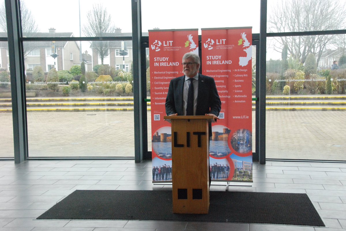 TUS_Intnl's tweet image. Great ending to our Personal Development week here at LIT for our Canadian Partners!  We would like to thank everyone for coming and making this week so successful! We hope everyone enjoyed themselves and learned a few things along the way #LITPDweek18 #makeitLIT