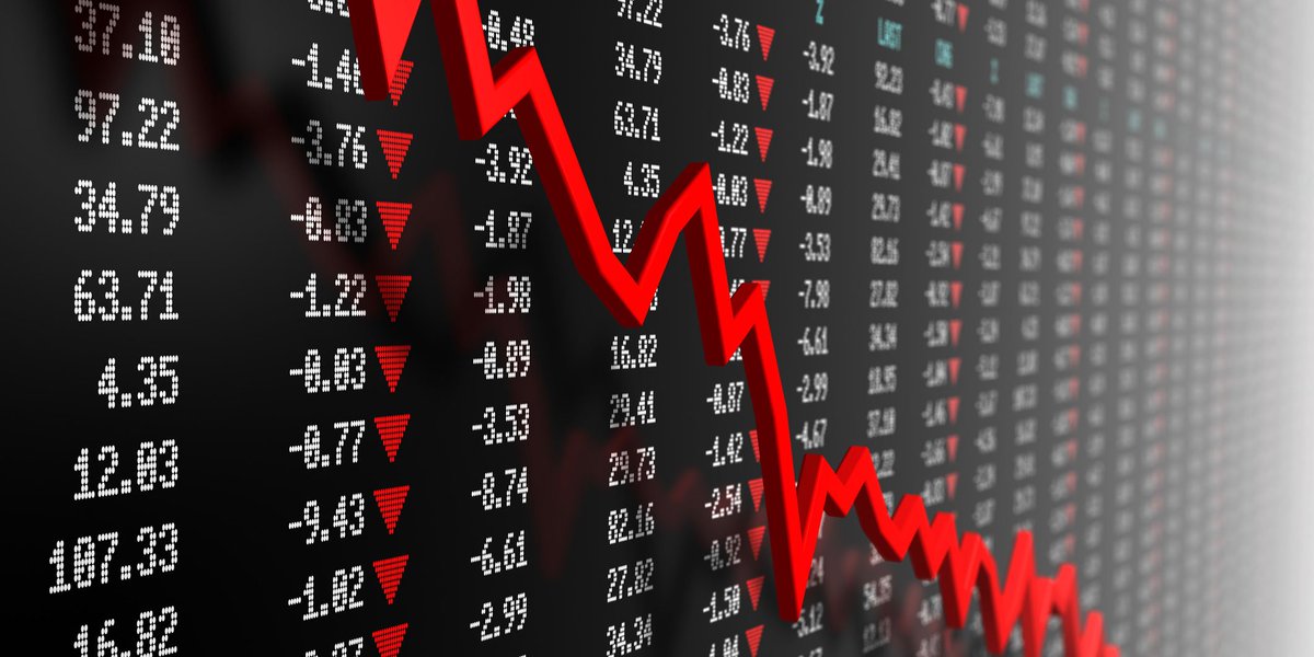 CryptoJunkyNL's tweet photo. Bitcoin stort weer in: koers daalt tot onder de 9.000 dollar. - https://t.co/Fzi6rm8E51 https://t.co/3waPf3tqkf