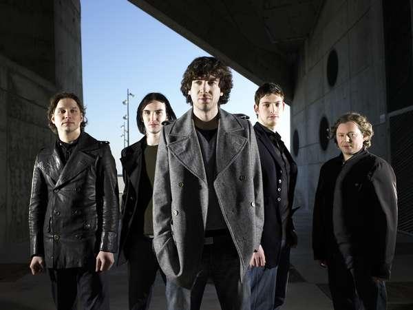 Maxima931's tweet photo. ¡Snow Patrol está de regreso con nuevo disco después de 7 años!
#TavoMoreno #MaximaMemoria #SnowPatrol https://t.co/N6i9gg68sy