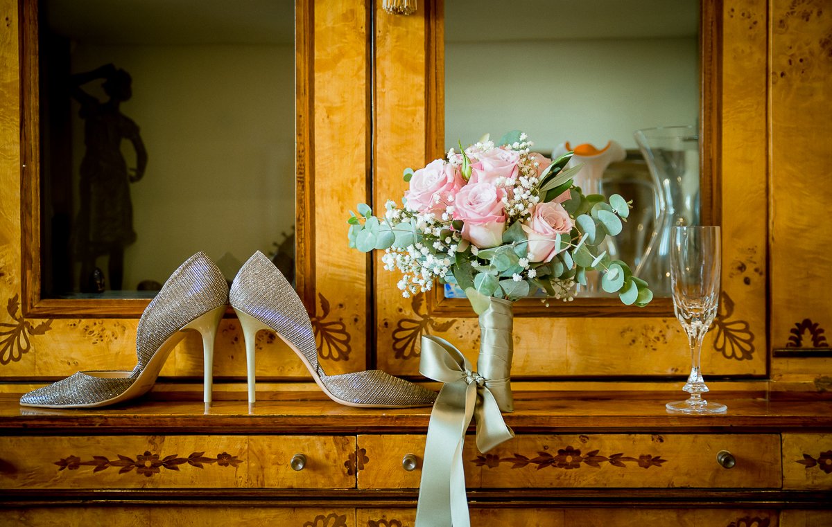 DigitalStudioLu's tweet image. Details that matter.
ow.ly/2zz530iNnCv
#wedding #details #bouquet #weddingshoes #photo