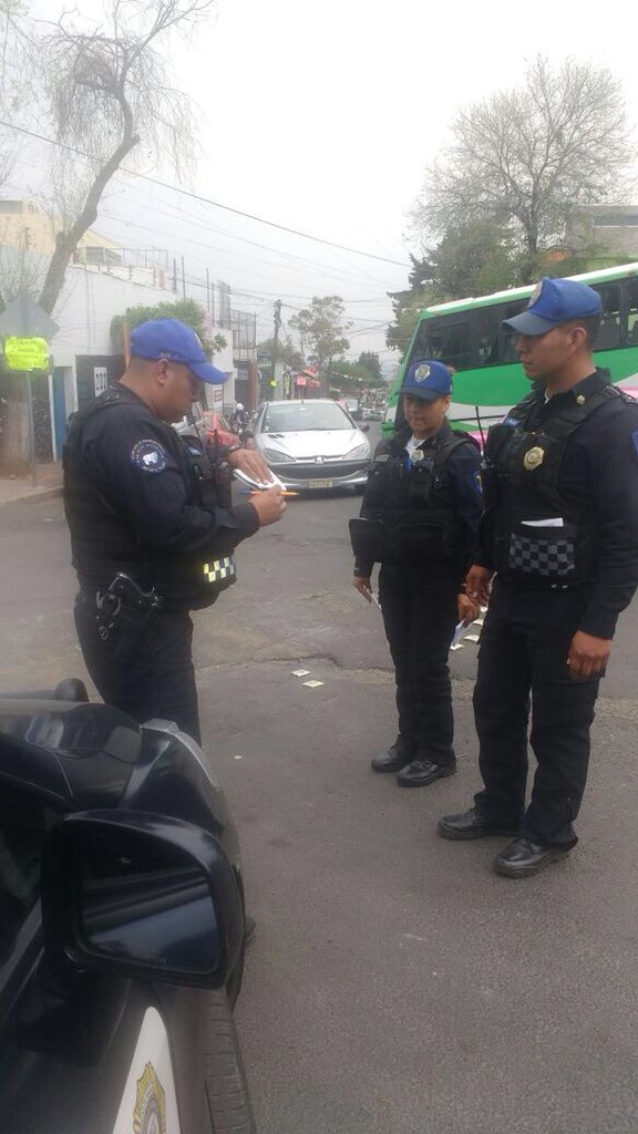 Fer_MercadoG's tweet photo. Continuamos trabajando coordinados @SSP_MContreras y @SSP_CDMX en recorridos por diversas calles de la @DelLaMagdalenaC ¡estamos trabajando por tu seguridad! #LaNuevaFormaDeGobernar https://t.co/YthkNTnEPd
