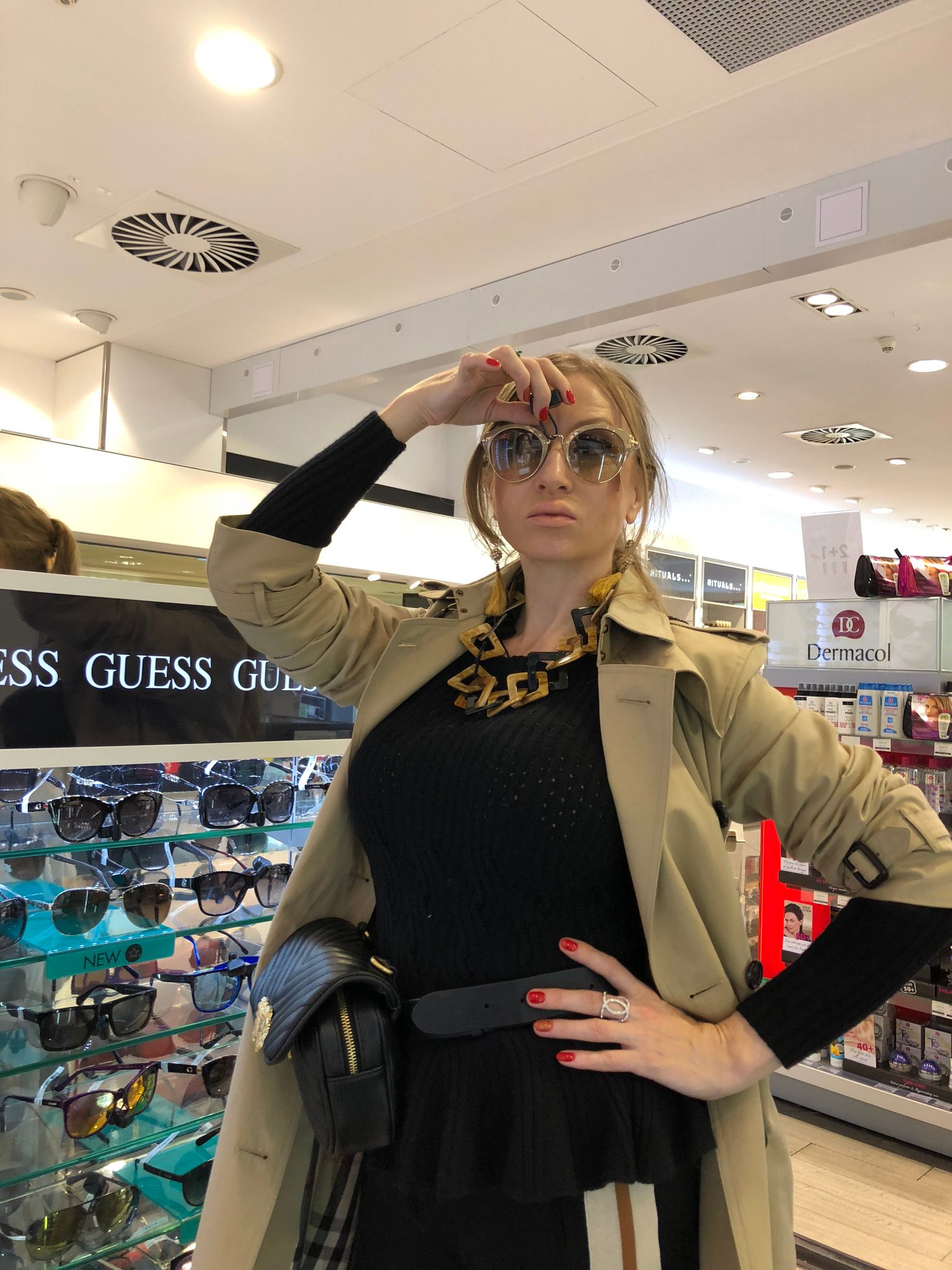 TW Pornstars - Shezel. Twitter. I had amazing time spending your money ...
