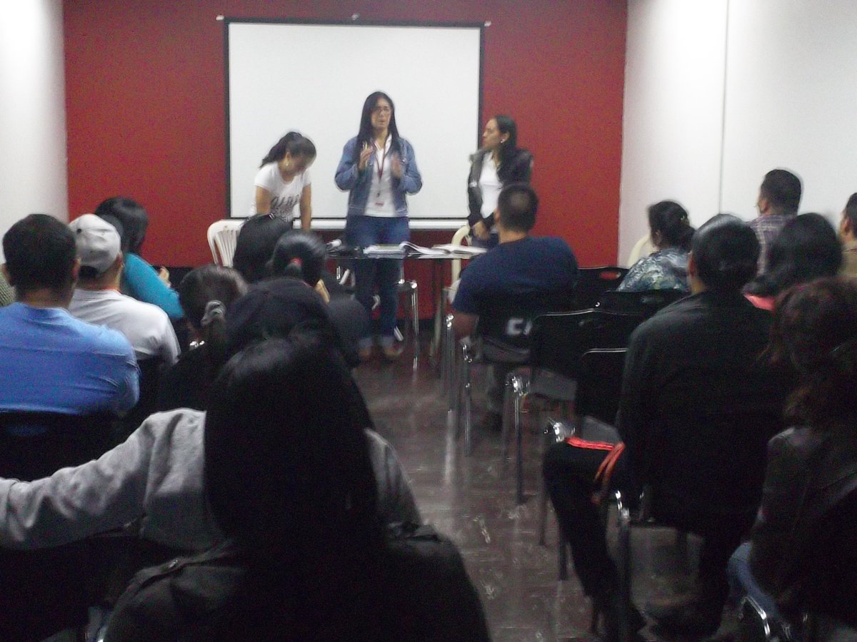 cen_araguaney's tweet photo. Reunión en la Sala Luis Zambrano #CENEMEC, con representantes del Sindicato Nacional de Empleados Públicos del Ministerio de Educación (Sinaepme), para compartir información de interes para las y los trabajadores de de dicha institución @MPPEDUCACION https://t.co/gJiKNPVNRg