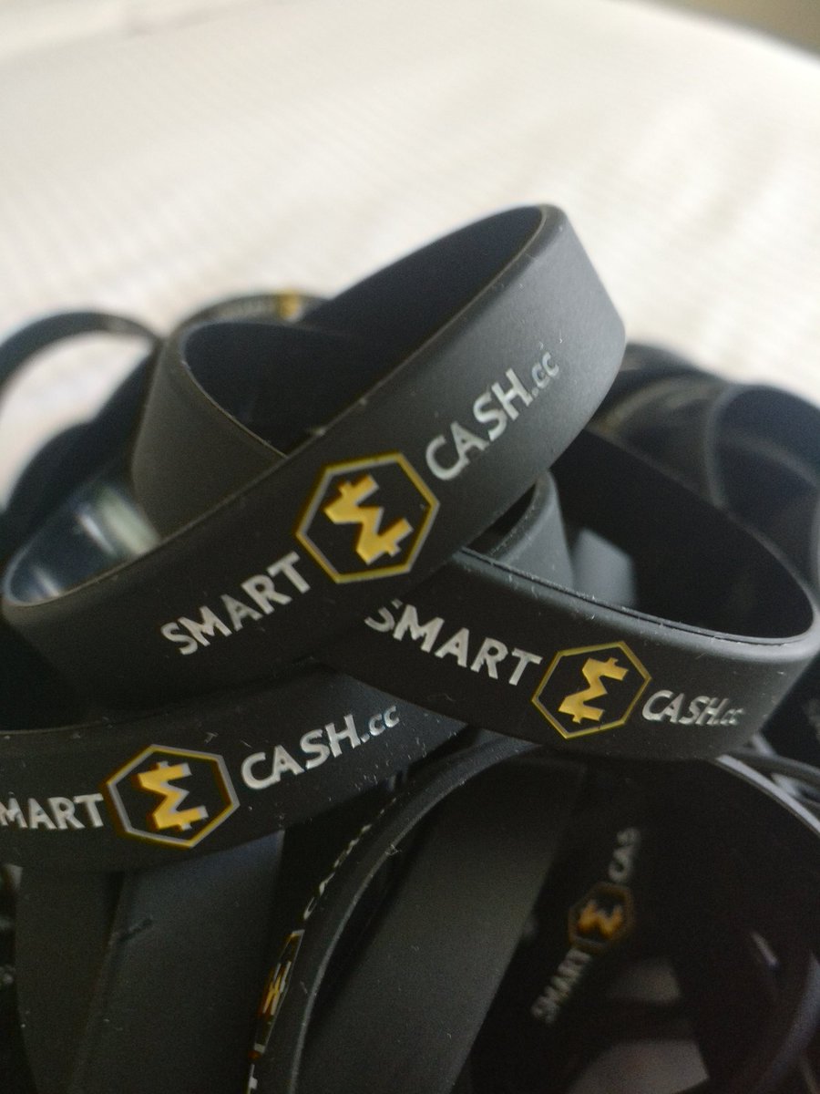 Decentralizd's tweet photo. Anyone attending #DenverDay4Crypto that wants a shirt or wristband today or tomorrow let me know! Got a few hundred of these guys.

#SmartCash $Smart #bitcoin#btc #blockchain #cryptocurrency

@SaltLending looking forward to the event! Thanks for hosting. 👌 https://t.co/eXe2M5fBdO