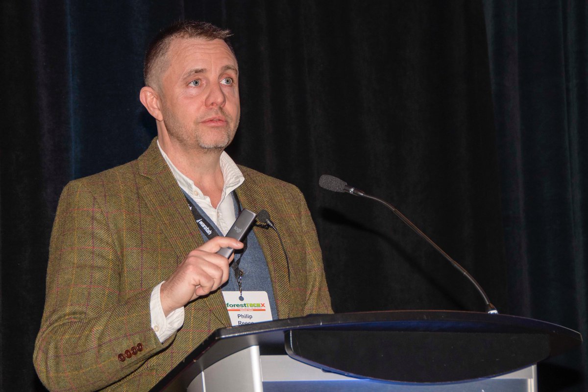 TreeFrogNews's tweet photo. Philip Reece from InDro Robotics @IndustryUAVs presenting on how to avoid the pitfalls of integrating UAVs into your forest management inventory systems at #ForestTECHX https://t.co/vWmehvlo81