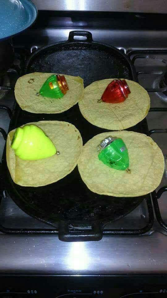 cilantropomusic's tweet photo. Tacos de trompo: https://t.co/wD14a4Lzb8
