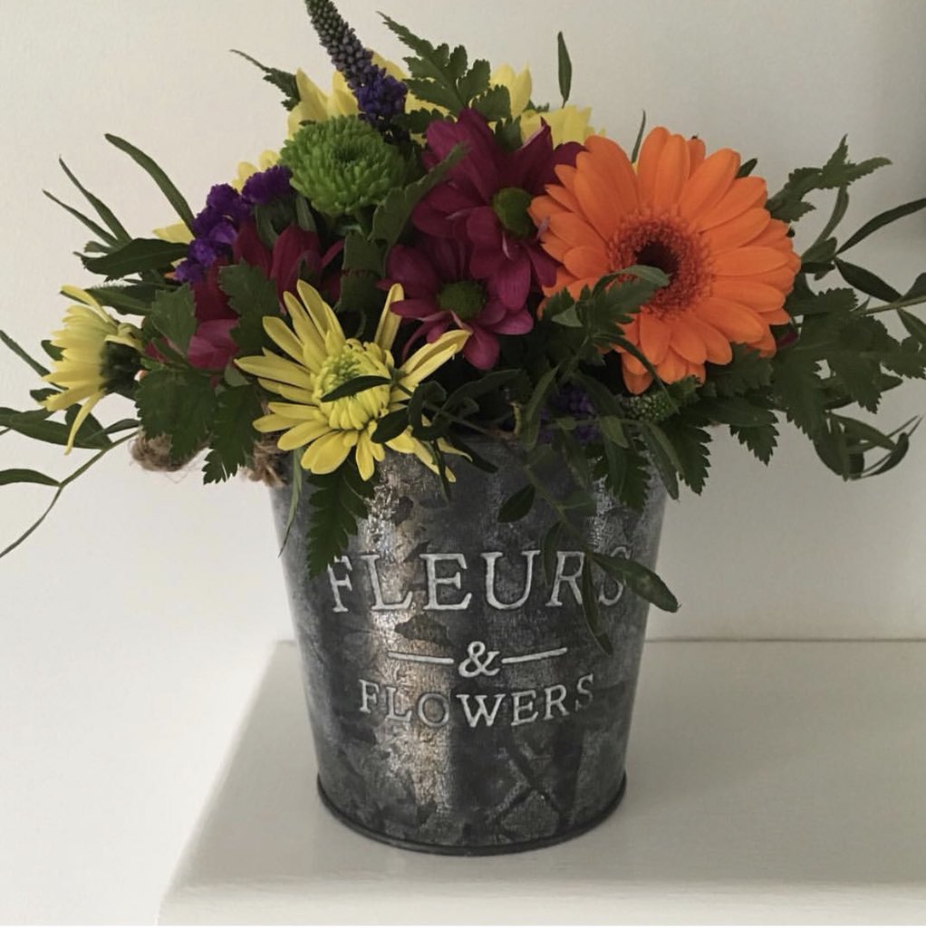 BuryStEdsCraftF's tweet photo. Come to our Craft &amp; Gift event tomorrow at the Apex BSW we have a full house of lovely stalls in time for Mother’s Day x Open from 10am till 4:30 free admission.... https://t.co/eMI8pWoyEJ