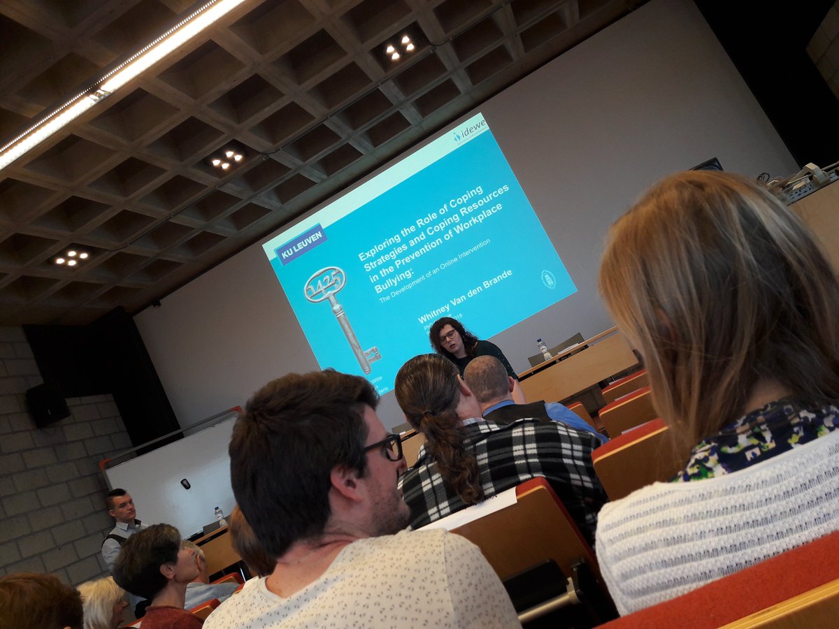 LiesbethDegeest's tweet photo. Supertrots op onze #idewe collega - doctoraat Whitney Vandenbrande #stressbalancer https://t.co/xlgD3Al4bD