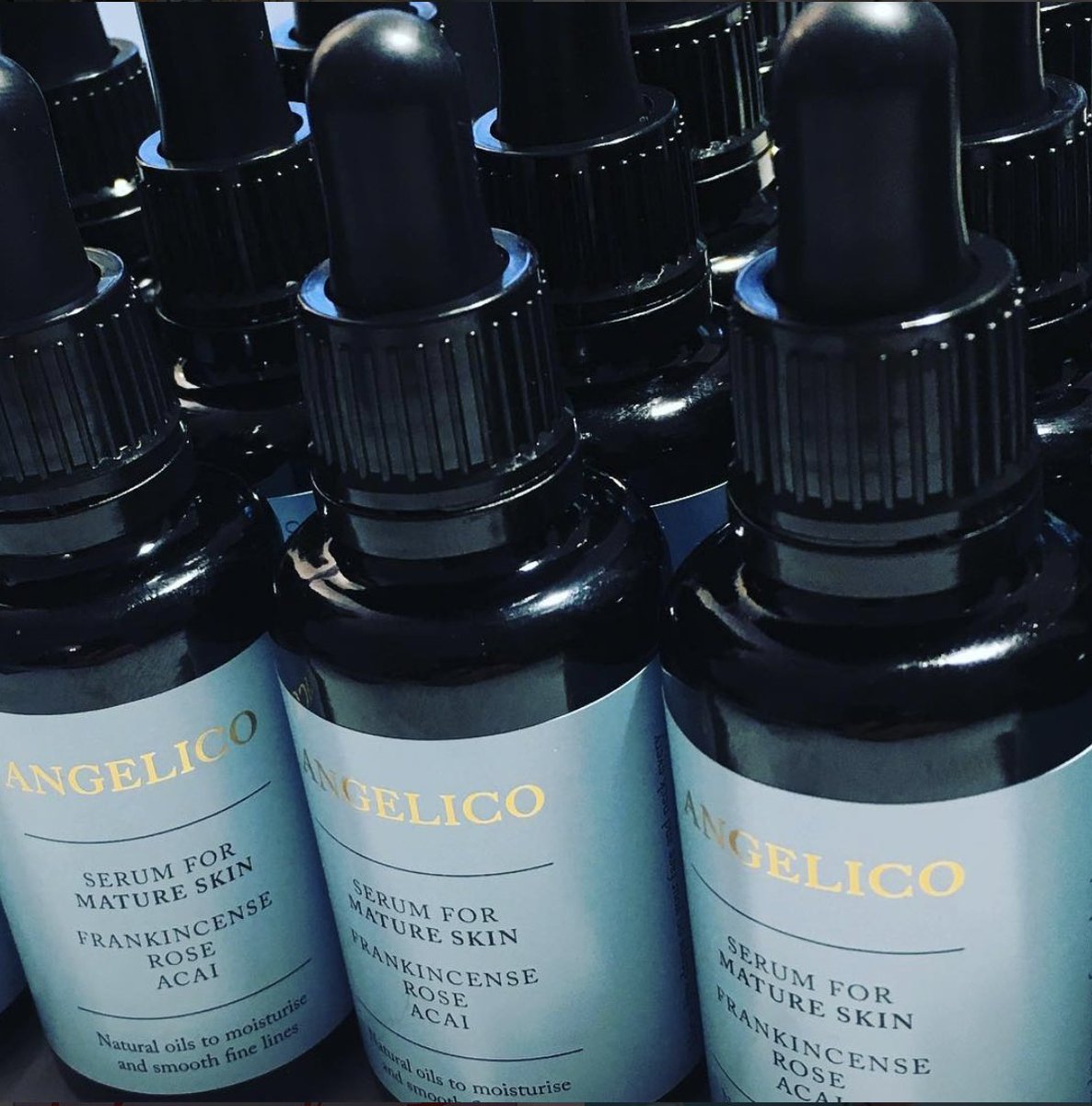 AngelicoLondon's tweet photo. Mature Skin Serum by @AngelicoLondon currently our best seller. No wonder! Frankincense, Rose, Acai, Sandalwood to mention just a few of its sublime ingredients. You don't have to be mature to love this Serum https://t.co/fyKP91iB5o @VH_Beauty #VictoriaHealth #Angelico #Serum https://t.co/FPOWOpMl3N