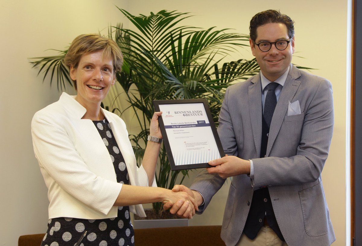 Vandaag een certificaat gekregen als 1 van de 50 beste bestuurders van Nederland in <a href="/LingewaardGem/">Gemeente Lingewaard</a> voor <a href="/VVD_Lingewaard/">VVD Lingewaard</a>.
Wat een eer om dit te krijgen.
Bedankt voor alle felicitaties!