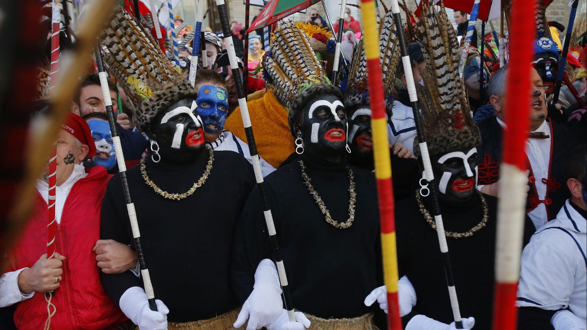 F3nord's tweet photo. #Dunkerque : la justice autorise la “Nuit des Noirs“, les associations dénoncent un ”racisme d'État” ►https://t.co/FyyhSHtckA #carnaval #Nord https://t.co/DYKOZVVjhx
