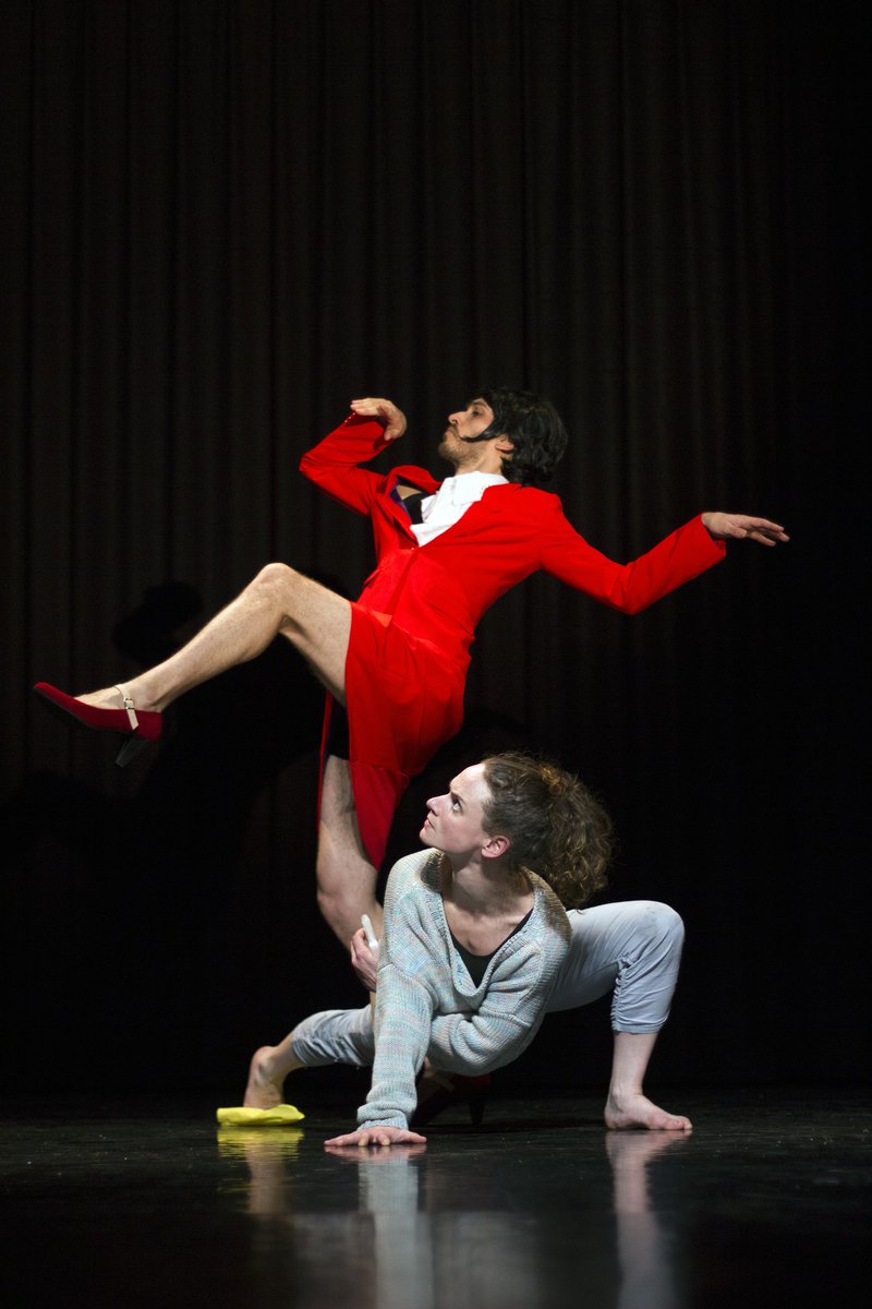 Kom je ook zondag 18 maart naar de #premiere van #Assepoes? Supergrappige familievoorstelling @hntdenhaag ow.ly/a3y430iRhyO