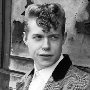 creativeheadmag's tweet photo. In our April issue, we'll be putting your Qs to #LCT17 Men's Image Award champion and #MWIT17 It Guy @kycutwilson! Tweet them our way NOW for a chance to be featured in the mag... https://t.co/Y8eFqAspwO