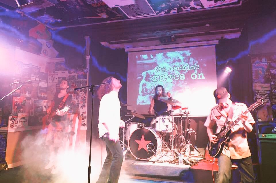 machinerageson's tweet photo. We are back at @marrs_bar Worcester tomorrow night, always a great night there! #worcester @OnWorcester #ratm #tribute https://t.co/wiKIRekEPy