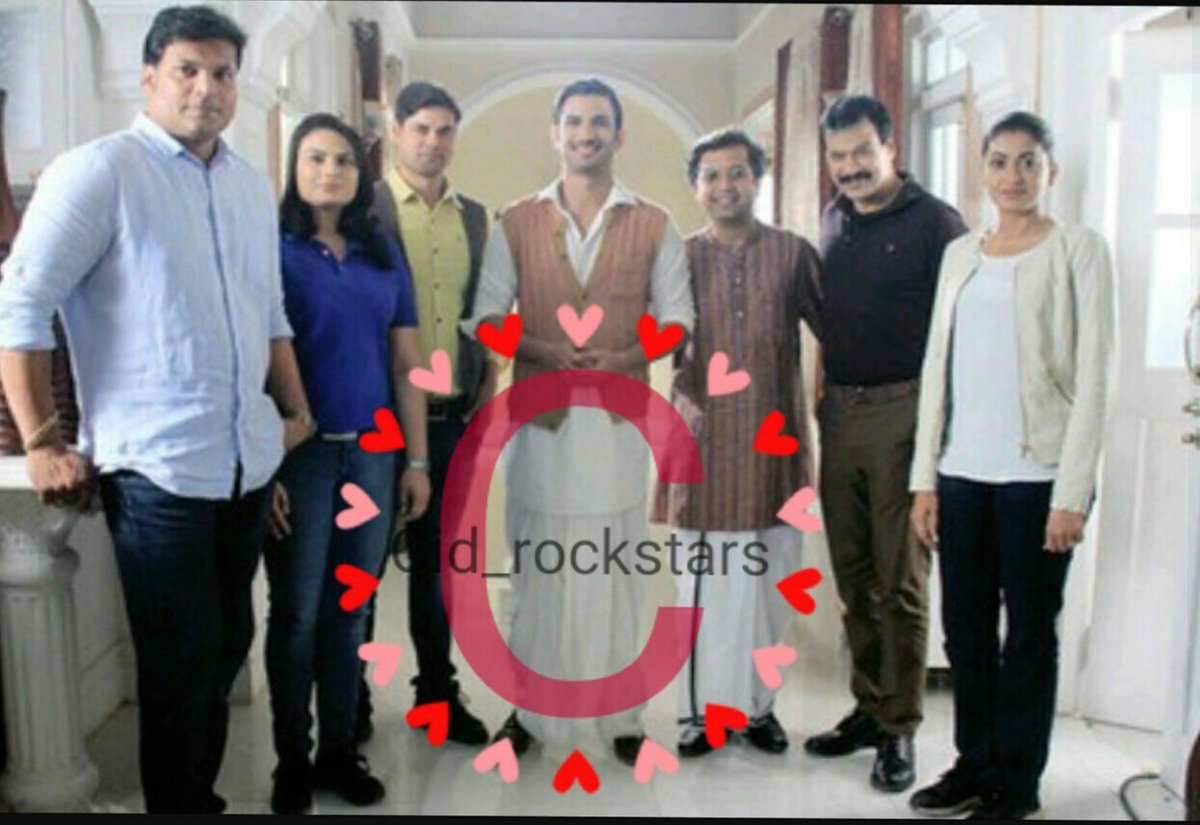 ShreosiG's tweet photo. #CID team with#byomkesh..😎😎
#cidoffscreen
#enjoyingweekend #examstress
Gud night 👋 https://t.co/Fme0L8YCMp
