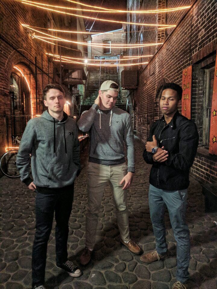 lewisgmatt's tweet image. Good first stop for #sb2018 @robthepek @ARudison