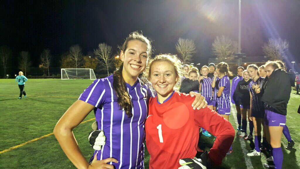 bridgetteskiba's tweet photo. Oregon misses ya a little more today! Happy 18th Grace!!! Hope Texas is treating ya well! Love you bud ❤️ https://t.co/i13TcvS2BY