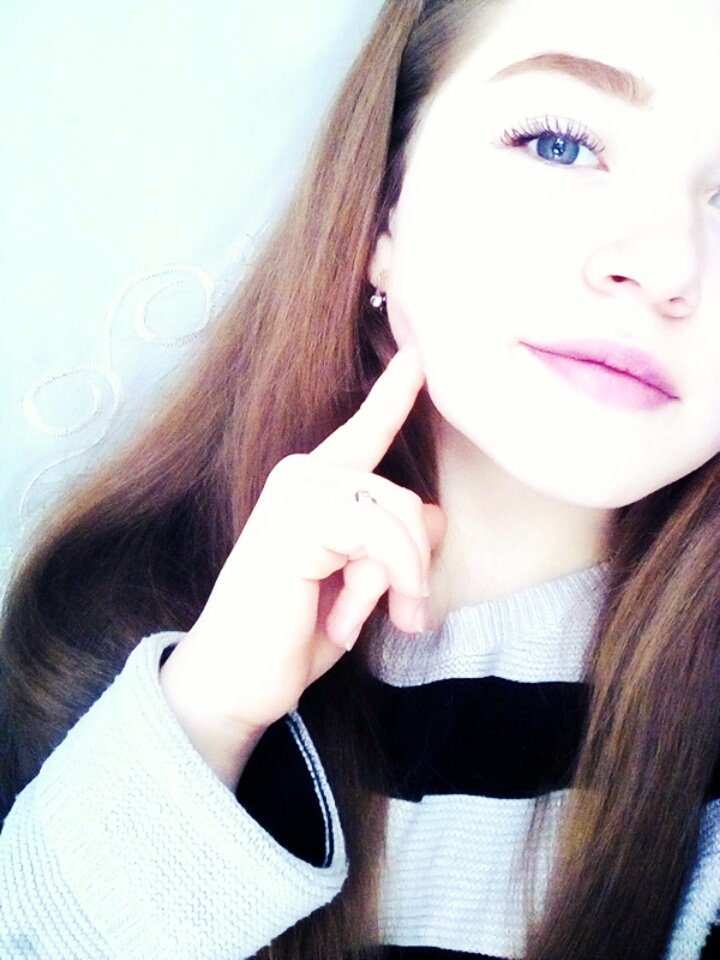 anytka_69's tweet photo. Всему виной эта глупая улыбка 🌸 https://t.co/yER0igPLV2