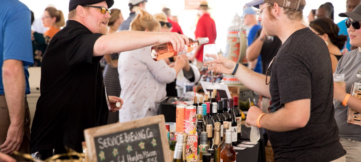 ExploreGeorgia's tweet photo. Foodies, mark your calendars for March 15-18! Sip &amp; Savor Spring is coming to @CallawayGardens. Here's our guide to the best weekend ever: https://t.co/ugOHdATy1e https://t.co/J2qEdW01Kw