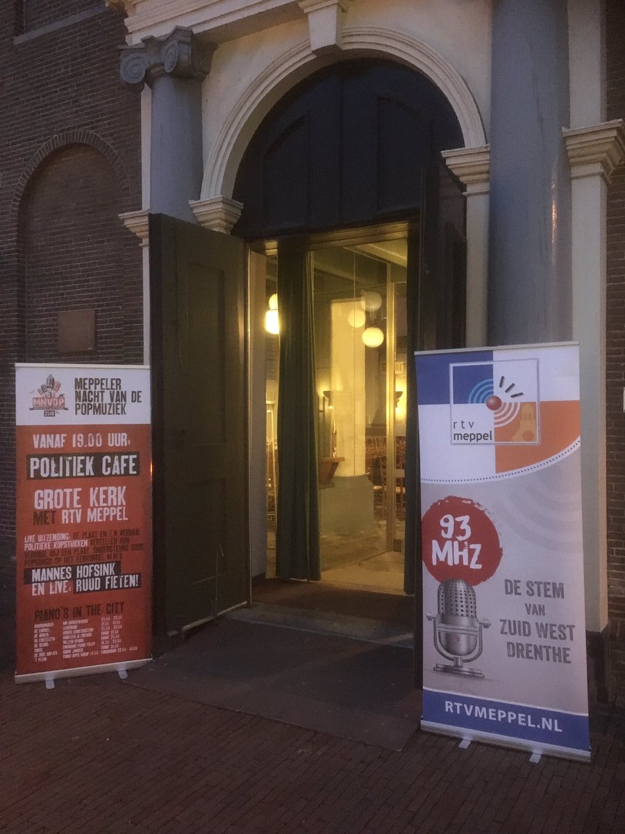 MNVDP's tweet image. En @RadioMeppel is nu los vanuit de Grote Kerk in @GemeenteMeppel. Opening van #meppelernachtvandepopmuziek door dominee Siebe Sytsma.