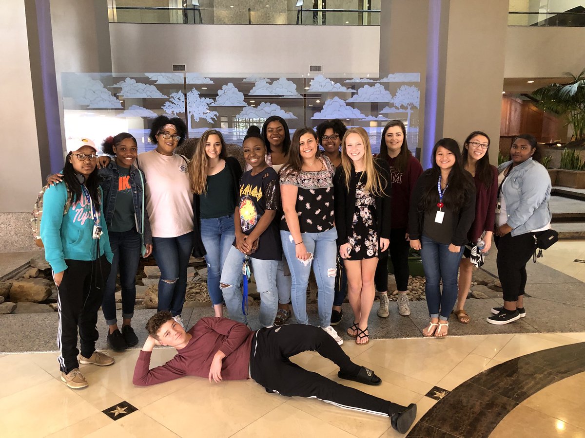 This crew!!!  Picking out food for the NoCro prom!  Great way to spend a Friday afternoon!! #wearenocro 💙💕👨🏾‍🎓