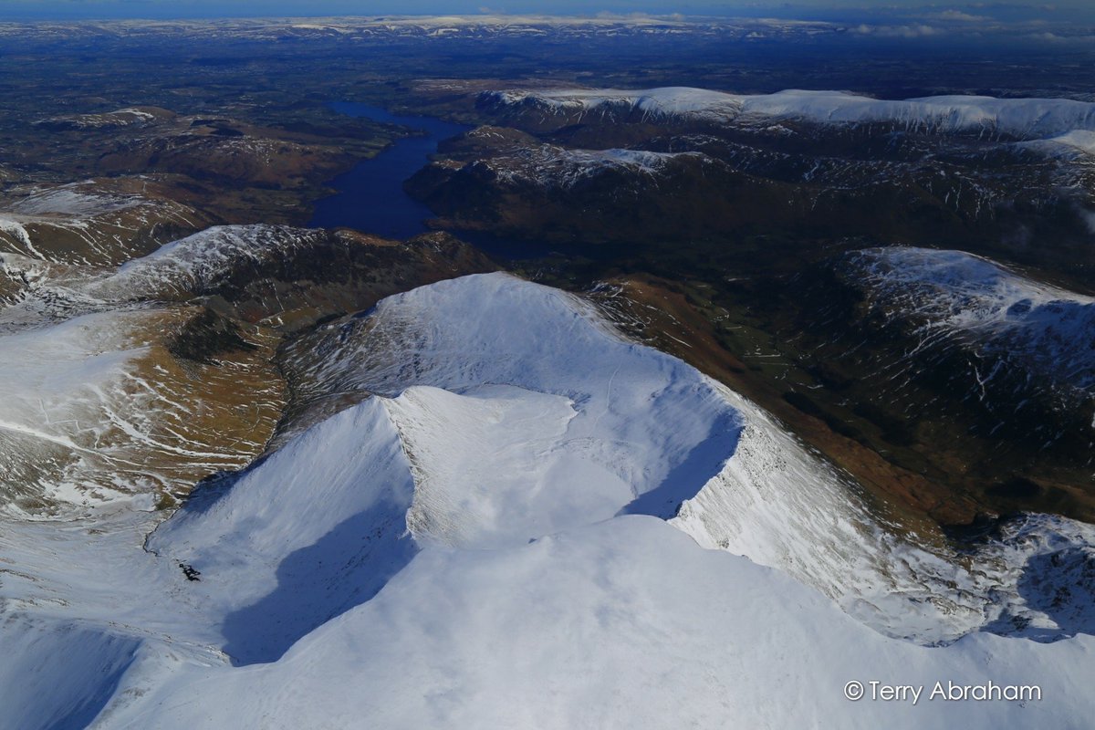 terrybnd's tweet photo. The Himalaya? No. Winter on Helvellyn! 😉 Aerial scenes I was filming of England's third highest peak today for my next 'Life of a Mountain' documentary🏔🎥 #lakedistrict @StormHour @CumbriaWeather @BBCFOUR @BBC_Cumbria @JuliaBradbury @CumbriaLifeMag @LakesWeather @GuardianTravel https://t.co/sDWOXHaqlz