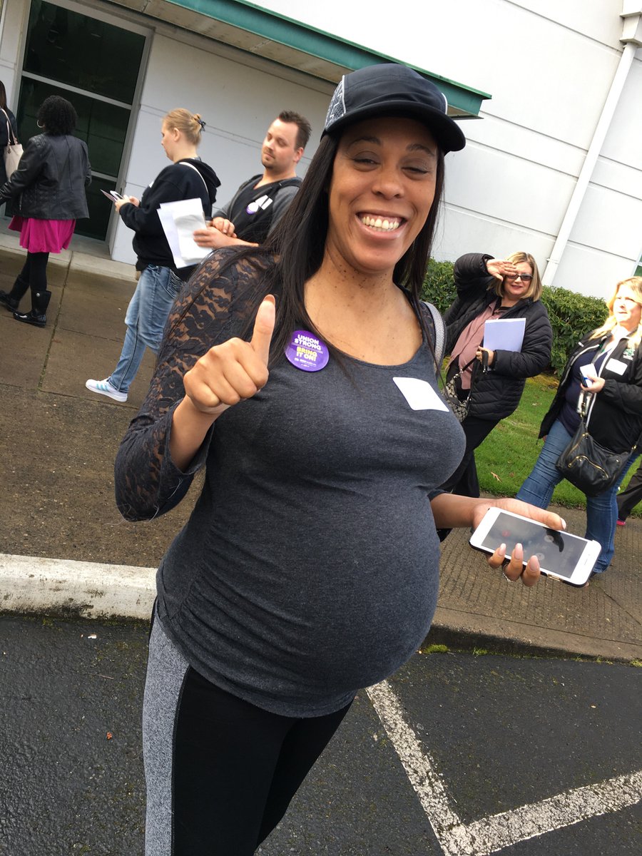 seiu49's tweet photo. Germina is so pumped to present at the Kaiser Coalition Steward Council Meeting that she came out today, even though her baby is due any minute! "My team worked so hard on this presentation, I just had to be here." #RespectPartnership #UnionStrongBringItOn https://t.co/N5ljodGkRu