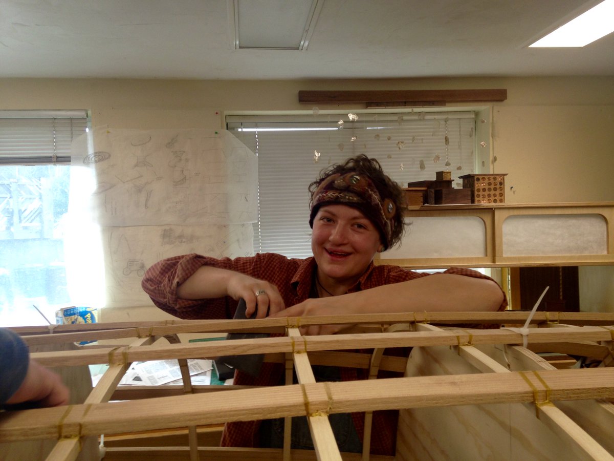 sbvtarts's tweet photo. Excited to see Barbara Sauer-Davis's work tomorrow at the gala! She works with a wide variety of mediums, but has fallen in love with woodworking. She tends to use organic, nature-inspired shapes using found/reclaimed materials. #SBartsgala2018 #SBHSVT #VT https://t.co/xmngG1UhJN