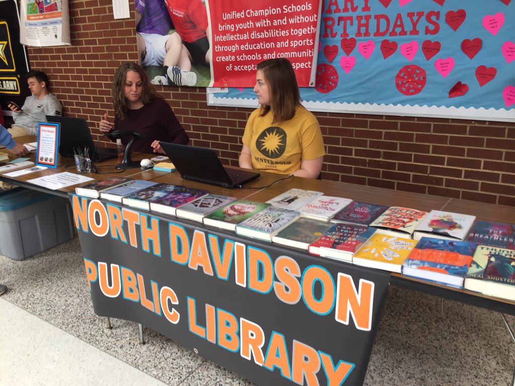 PigCityBooks's tweet image. End of #teentechweek @NorDaHI and DCPL is here doing free library cards.  Look what I got!  @dcsnc #DCSreads #readersareleaders