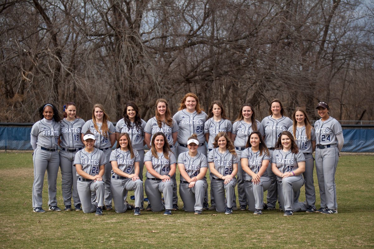 IndependenceCC's tweet photo. Tomorrow's forecast looks PERFECT for some lady pirate softball. Join us at home at 12:00 &amp; 2:00 PM! https://t.co/IjzKMmnBO6