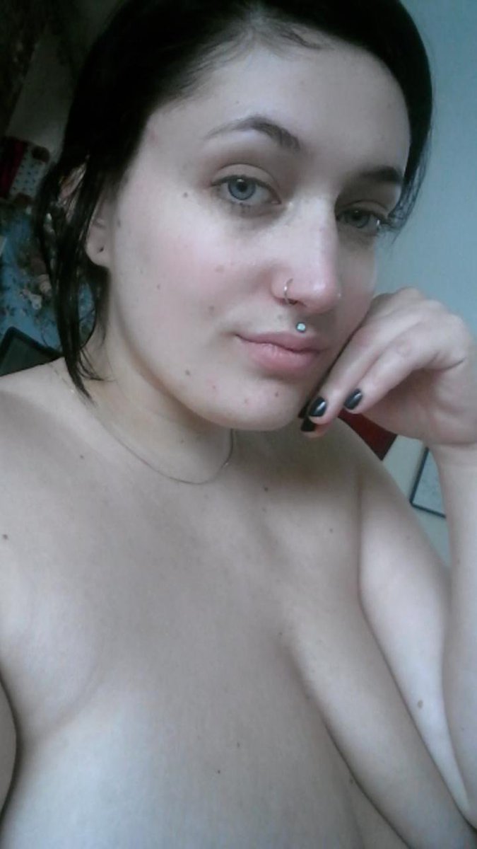 YourGodTuesday's tweet photo. Look how much I glow even without makeup
Show your thanks through cash tributes or Amazon gifts
You're welcome 💅 https://t.co/6oVlX5hyJO