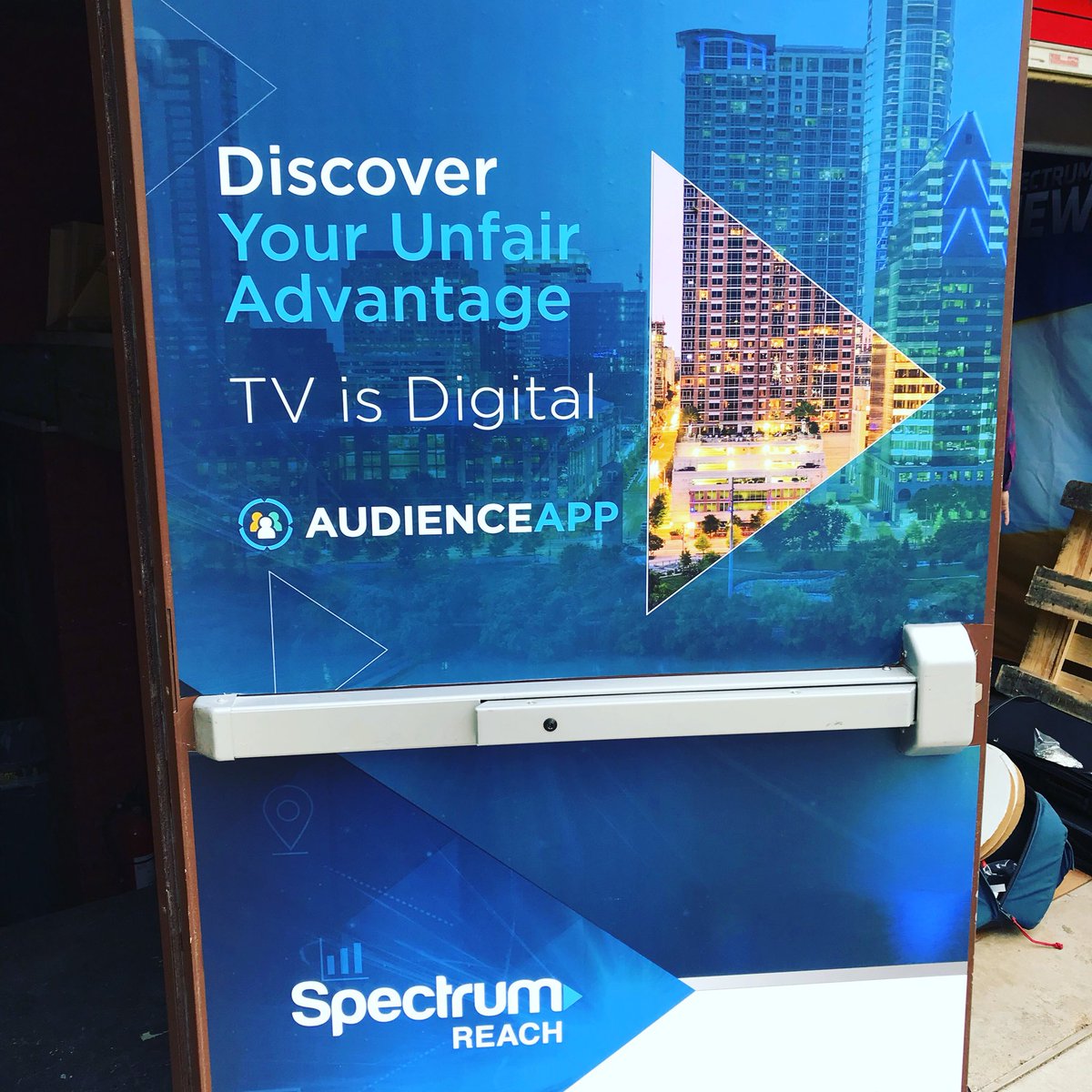 benvh4's tweet photo. And so it begins...SXSW 2018! Let me know if anyone is in Austin for the conference. I’ll be hanging out at the Spectrum Reach #ExperienceReach lounge. https://t.co/9B5tBFCVJ6