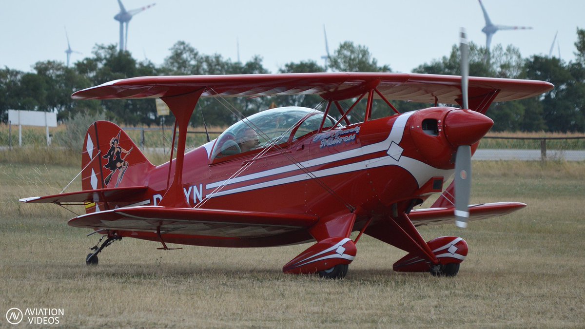 aviation_graz's tweet photo. the spunky mistress
➡ private
✈ Pitts S-2A Special D-ELYN
🌍 Airfield Spitzerberg | LOAS
.
#loas #spitzerberg #flugplatzspitzerberg
.
#pitts #special #flugsportzentrum #airfest #avgeek #aviation #planerd #airportclubgraz #planespotters #spotting #flugzeug #austria https://t.co/vosM8WoDHc