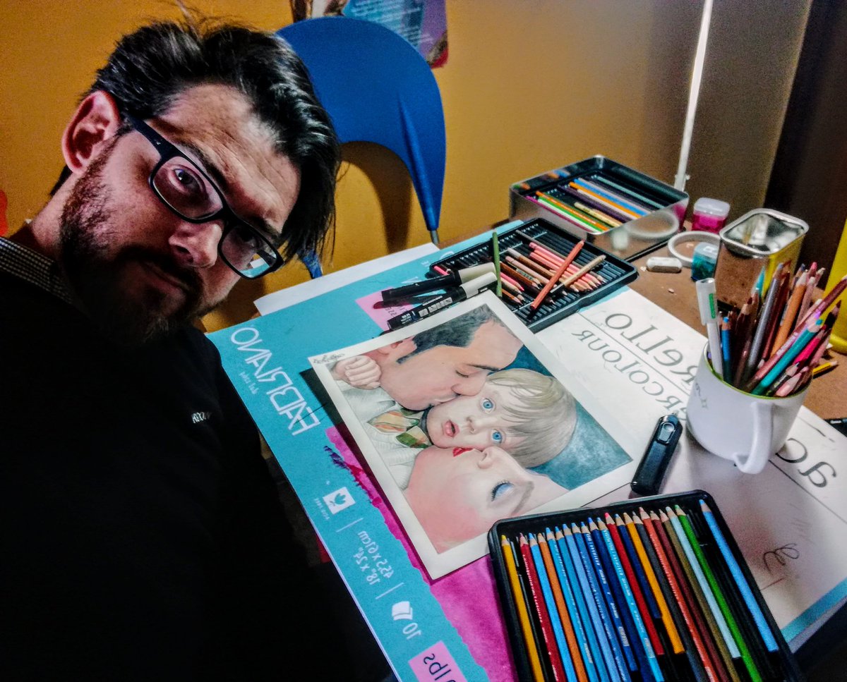 VLScenoArt's tweet photo. #portrait #ritratto #art #arte #artoftheday #dessin #drawing #pastello #disegno #luminance #picture #passion #love #friends #tatoo #instart #artist #artista #artists #heatherrooney #heather12ooney #supportart #Worldofpencils #thdrawing #powerofartists #justartshelp #artstalentz https://t.co/pkMvzb2opB