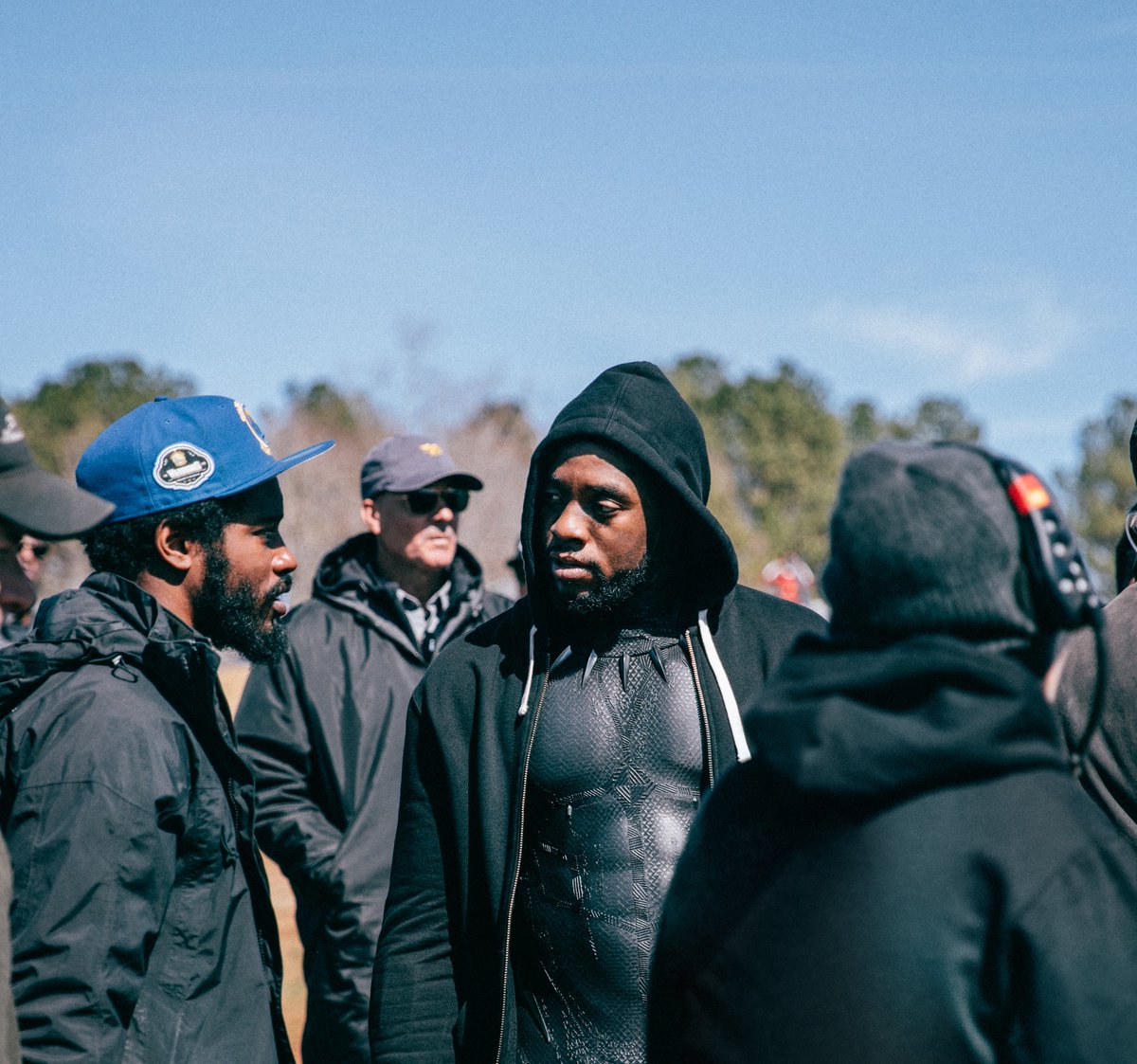 MarvelStudios's tweet photo. Check out these behind-the-scenes photos from #BlackPanther. 📸: @VisionElie https://t.co/XZeCve8KO9