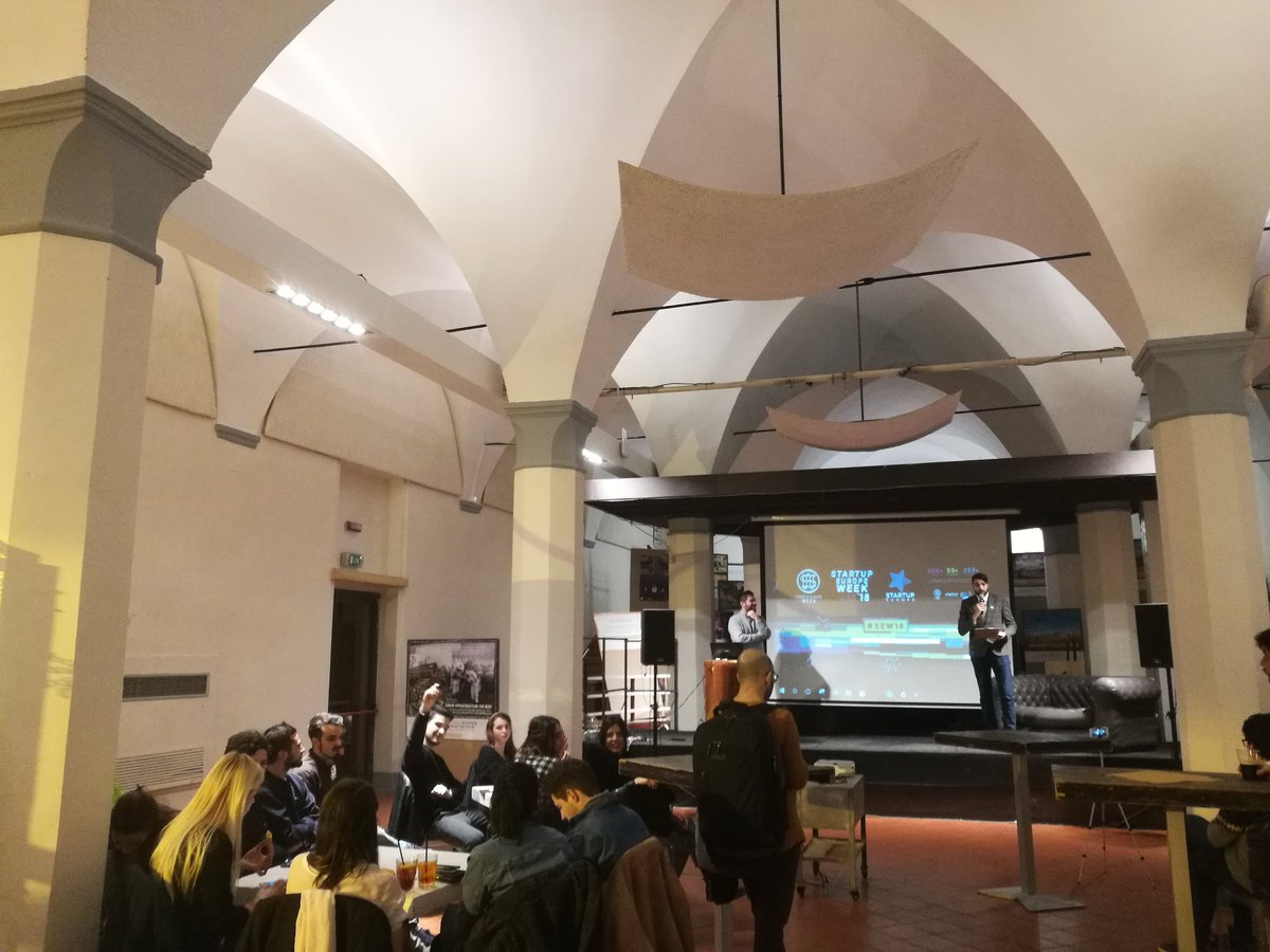 Ffoodinstitute's tweet photo. Ci siamo. Comincia #sew18 a Bologna. Potete seguirci live da qui https://t.co/70Qe3hT8MP https://t.co/vH5DaJSJIm