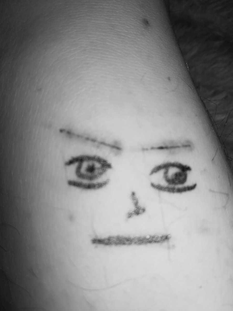 catgirldjh's tweet photo. My cat gave me some scratches on my leg today so I turned them into a face #scratchface https://t.co/Dh5Y2vmih1