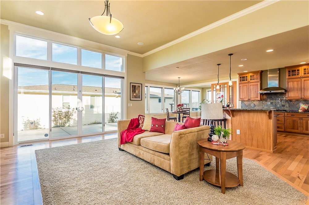 PierceCountyRE's tweet photo. ☀️🌷OPEN HOUSE WEATHER🌷☀️
TOMORROW - Open House: Saturday, March 10, 2018 from 11:30 AM - 1:30 PM 🌳🏡🌳
⬇️More details on this 3 bed | 2.75 bath | Ruston home ⬇️
📍https://t.co/bHKLLQqMCH📍
#OpenHouse #RustonWa #PierceCounty https://t.co/xmLZwPUjKQ