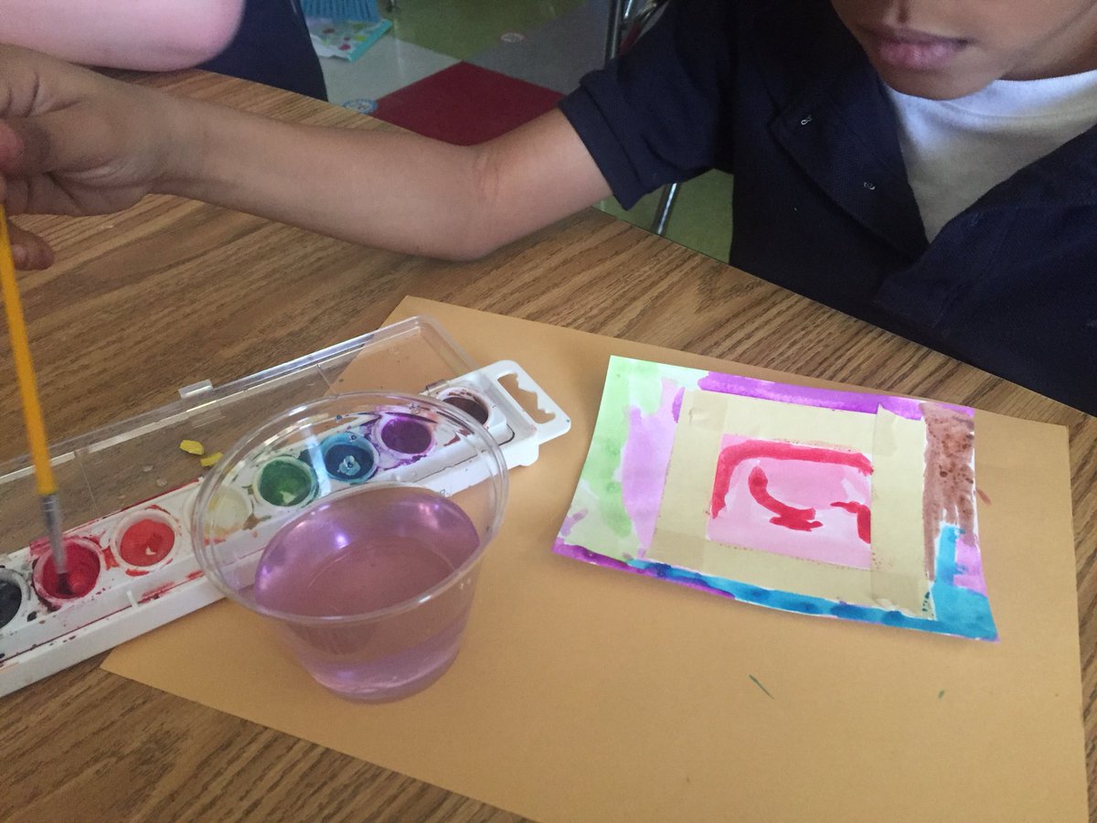 WB Kinder using crayon resist in their centers today. #Totalengagement <a href="/okaplus/">Oklahoma A+ Schools Institute</a> @okcpsArts <a href="/sstorey331/">Stacy Storey</a>