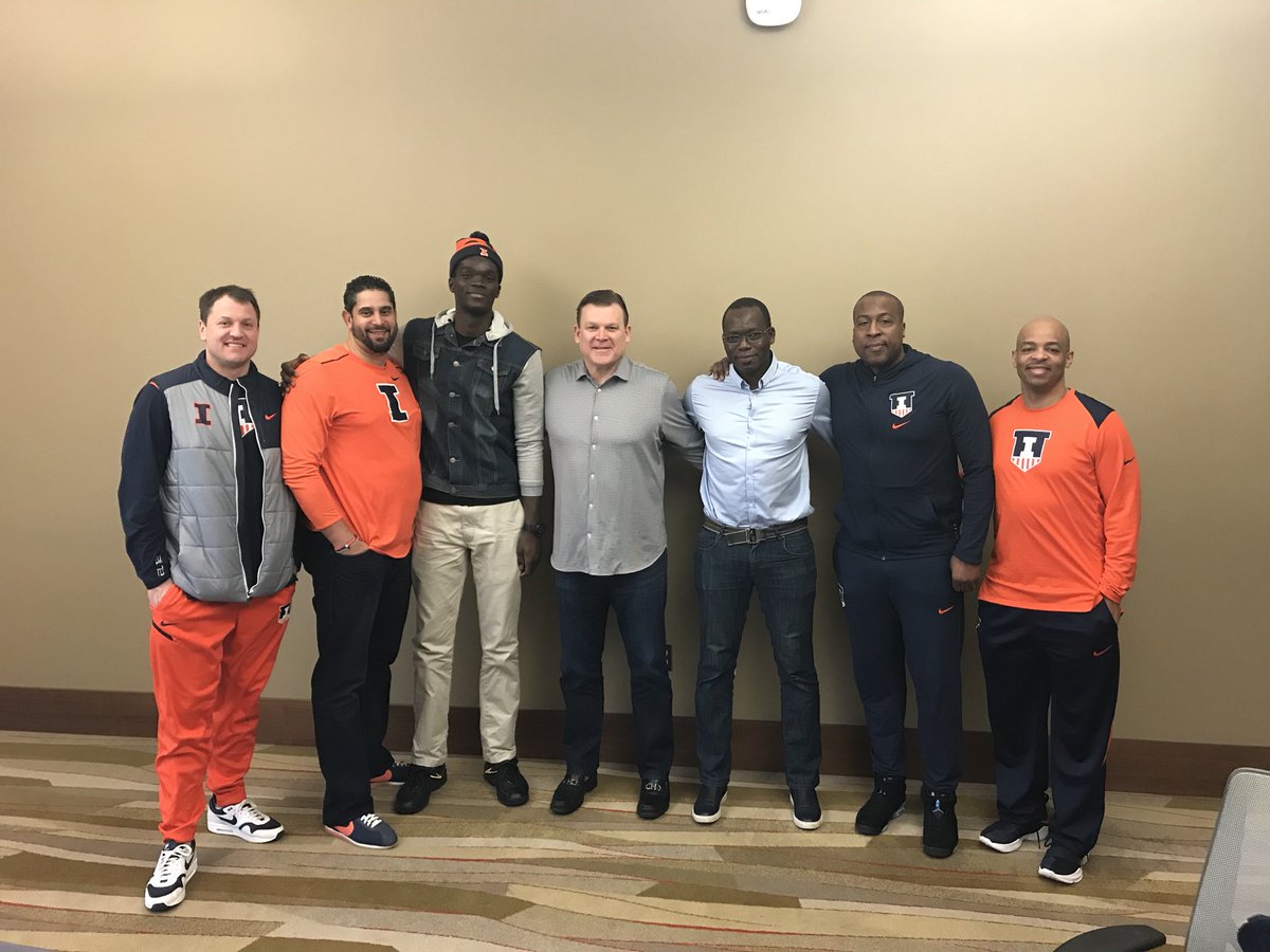 SambaKanesa's tweet photo. First of all I want to thank God and my mom for always supporting me during the process I also wanna thanks the Illinois stuff for giving me this great opportunity special thanks to Flying Star and Florida Prep I’m blessed to announce that I decided to commit to ILLINOIS https://t.co/GKtgCV147h