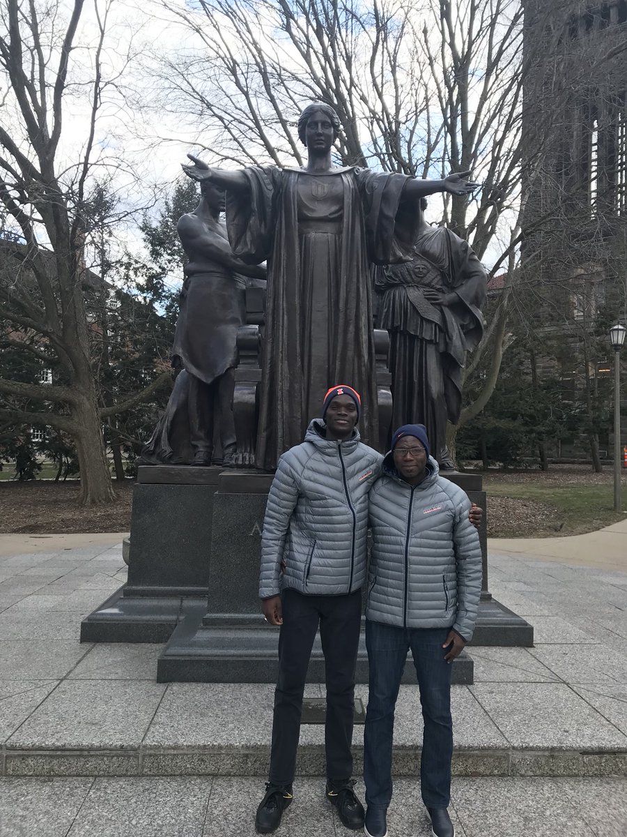 SambaKanesa's tweet photo. First of all I want to thank God and my mom for always supporting me during the process I also wanna thanks the Illinois stuff for giving me this great opportunity special thanks to Flying Star and Florida Prep I’m blessed to announce that I decided to commit to ILLINOIS https://t.co/GKtgCV147h