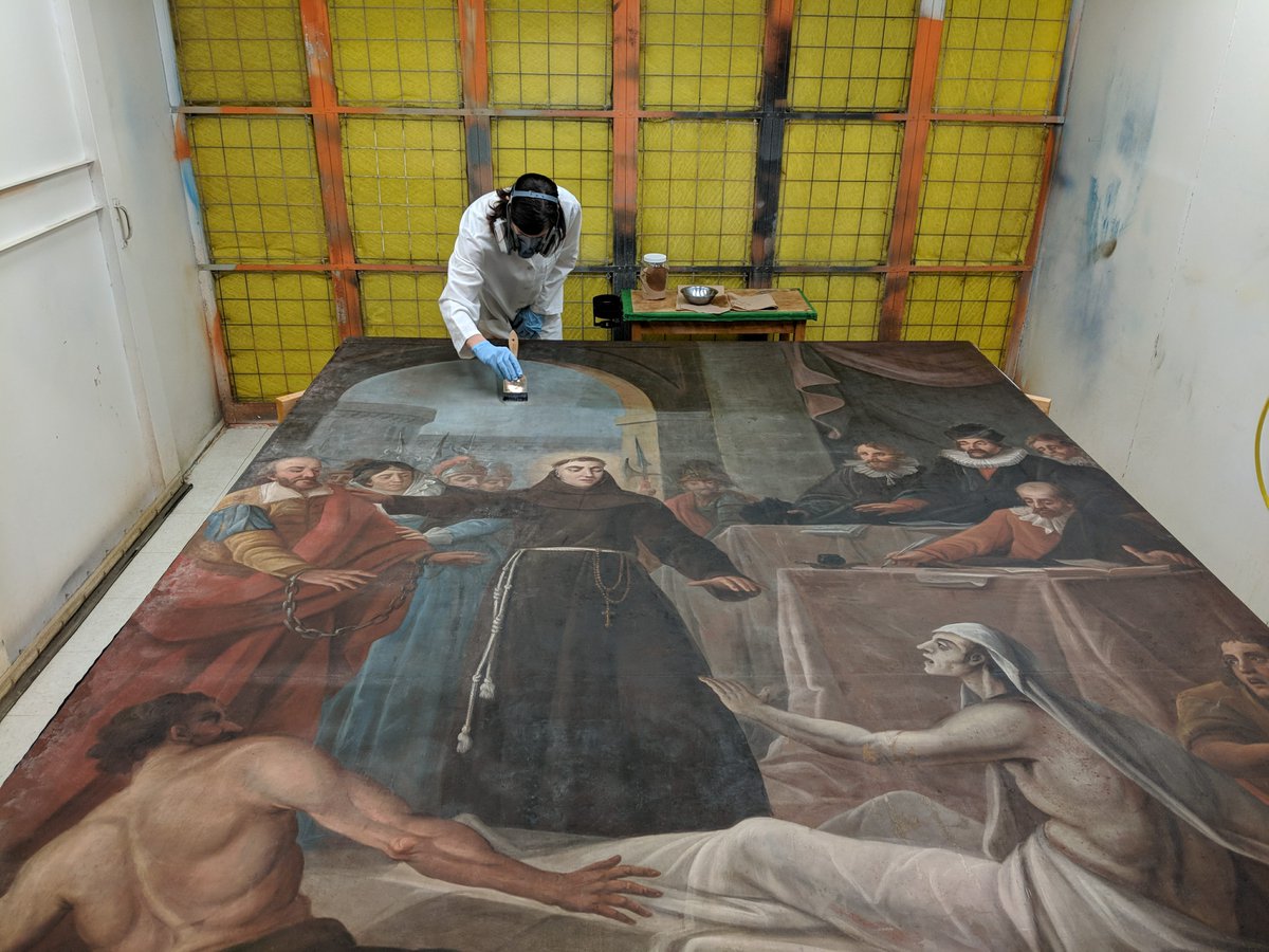 mnbaq's tweet photo. En tournage au #CCQMCC voici la #restauration de "La Résurrection d'un mort par saint Antoine de Padoue afin d'innocenter ses parents", peint par François Malepart de Beaucourt, qui sera exposée dans les nouvelles salles du pavillon Gérard-Morisset dès novembre 2018 @mnbaq #pcnq https://t.co/JSiDbKvrLI