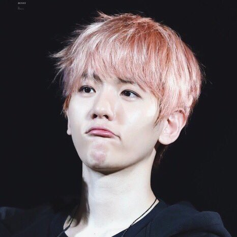 byun_miriam's tweet photo. #iHeartAwards #BestFanArmy #EXOL 
❤❤❤❤ 
El puchero más hermoso del mundo
#baekhuynee_exo https://t.co/t7M1eOiadA