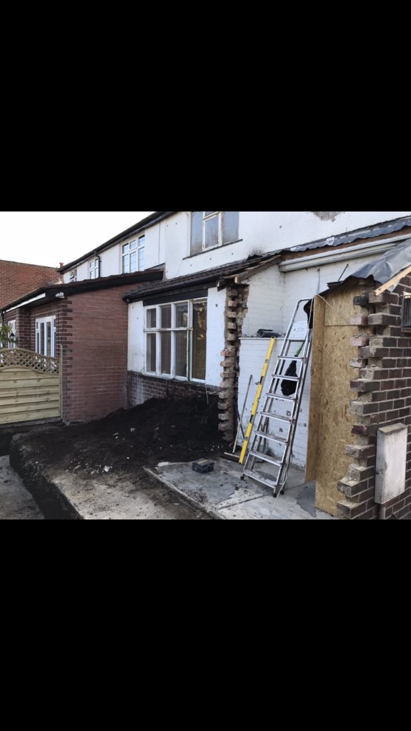 ZenithConstruc1's tweet photo. Sub floor dig out and installation of floor joists. https://t.co/TsGwbkVCOs