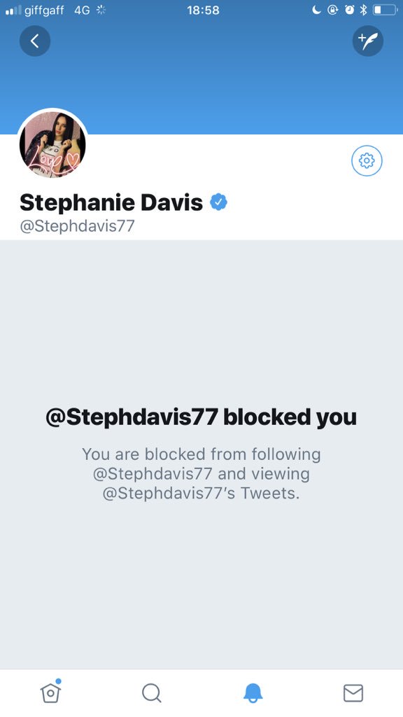 AlexusVIP's tweet photo. @BeccaBlackham @LSimps10 @Stephdavis77 Am blocked by her cause a think she’s an attention seeker !!! 😂😂😂😂 https://t.co/jobNG0QI7V