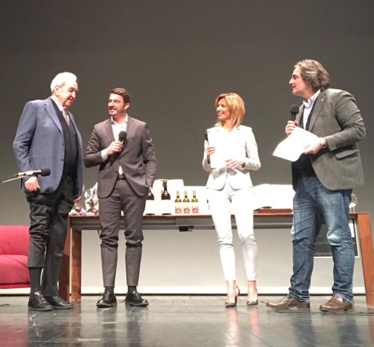 Italia-Slovenia é stata la sua ultima telecronaca della Nazionale ed é coincisa con il mio esordio con la maglia azzurra. Buon Compleanno #BrunoPizzul !! nazionale #azzurri #udinese #massimooddo #oddo