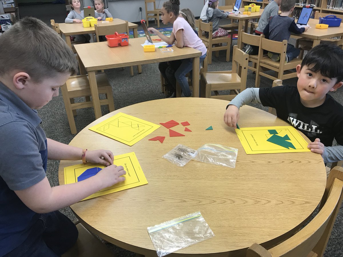 littlestech's tweet photo. Kindergarten doing tangrams and Osmo tangrams to go with the book “Three Pigs, One Wolf, and Seven Magic shapes” by Grace Maccarone.  #TeamUpKSD #gracemaccarone #tangrams https://t.co/ogRe4oPj3L