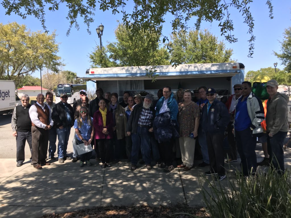 gatoraddie's tweet photo. #WaterSchool2018 @PolkNR participants at #LakeEva learning about #StormwaterManagement & #WaterResources @hainescity #HCForward #polkcounty #LakesEducationActionDrive https://t.co/2ecZrLrEnq